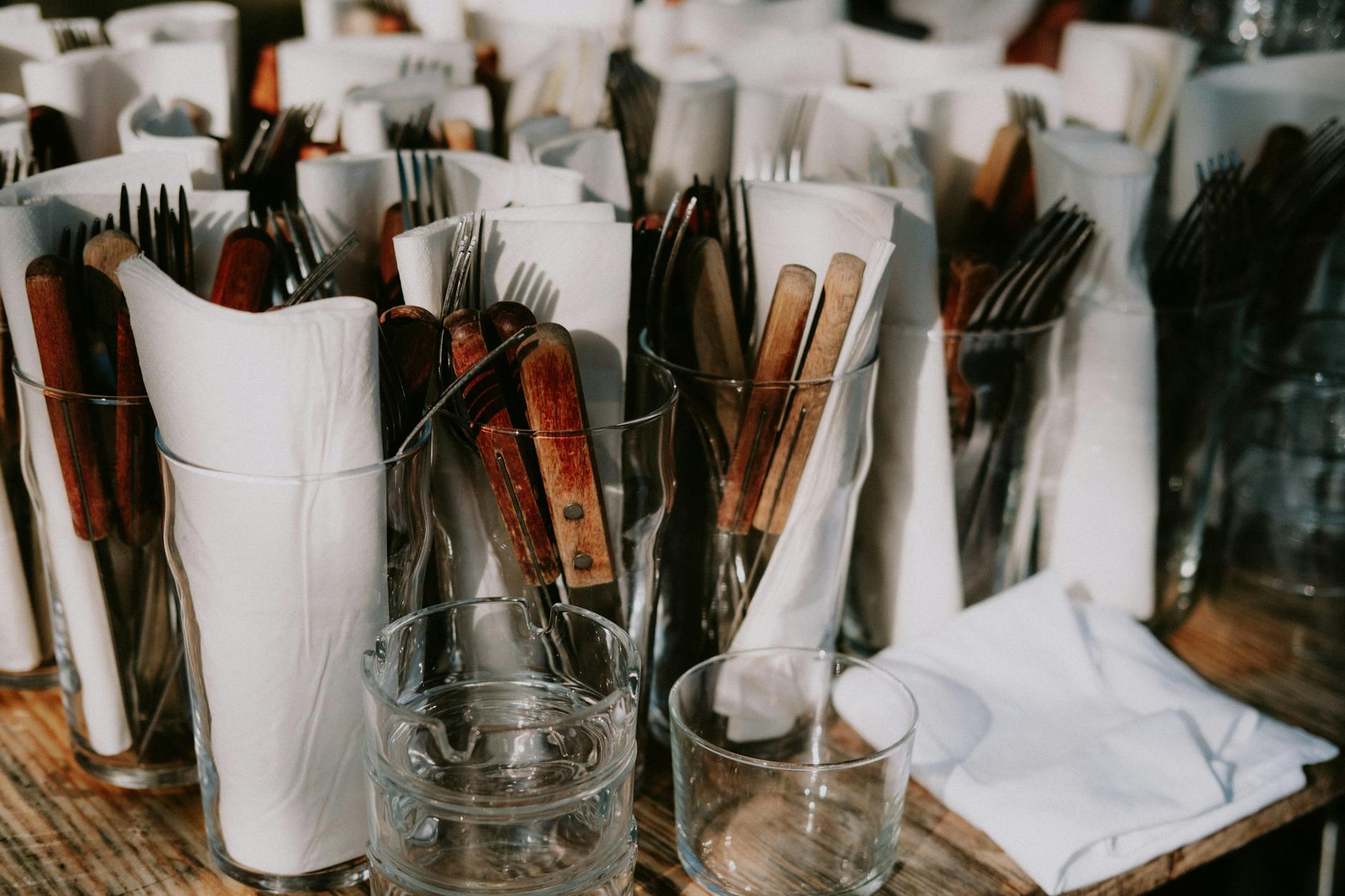 Best flatware organizers for drawer fit and counter access in a comfortable everyday home