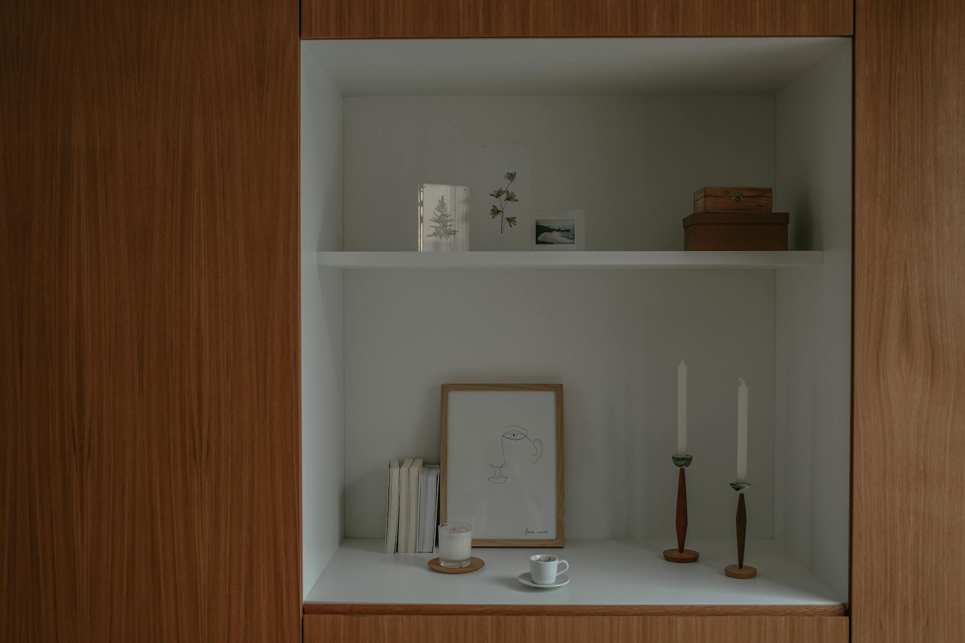 Best Racks and Holders for Drawer, Sink, and Counter Storage in a comfortable everyday home