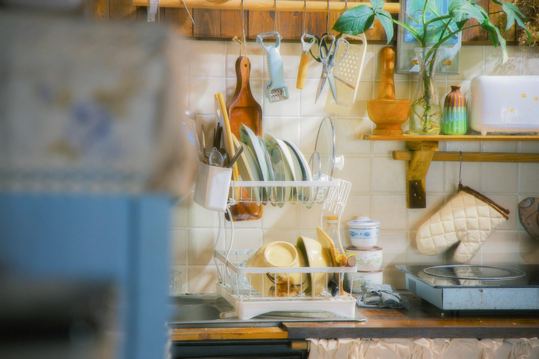 Smart Storage Solutions for Narrow Kitchen Spaces in a comfortable everyday home